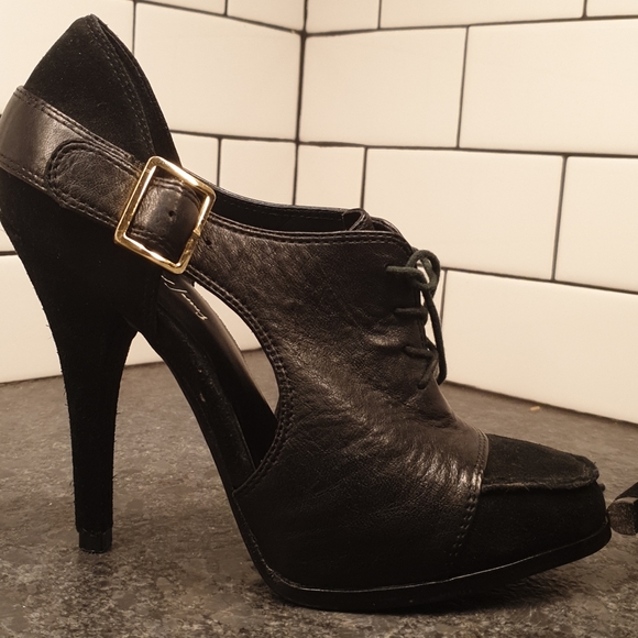 ELIZABETH AND JAMES Booties - sz 8 - Picture 7 of 8